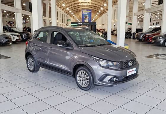 FIAT ARGO 1.3 FIREFLY FLEX TREKKING MANUAL FIAT ARGO 1.3 FIREFLY FLEX TREKKING MANUAL